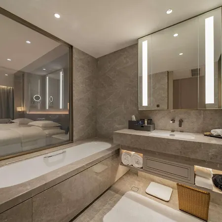 Doubletree By Hilton Shenzhen Nanshan Hotel & Residences Exterior photo