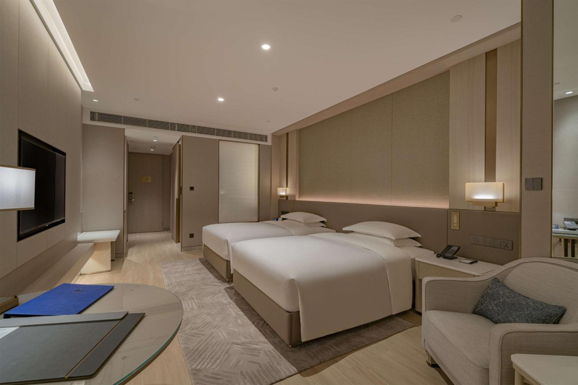 Doubletree By Hilton Nanshan & Residences Hotel 5*